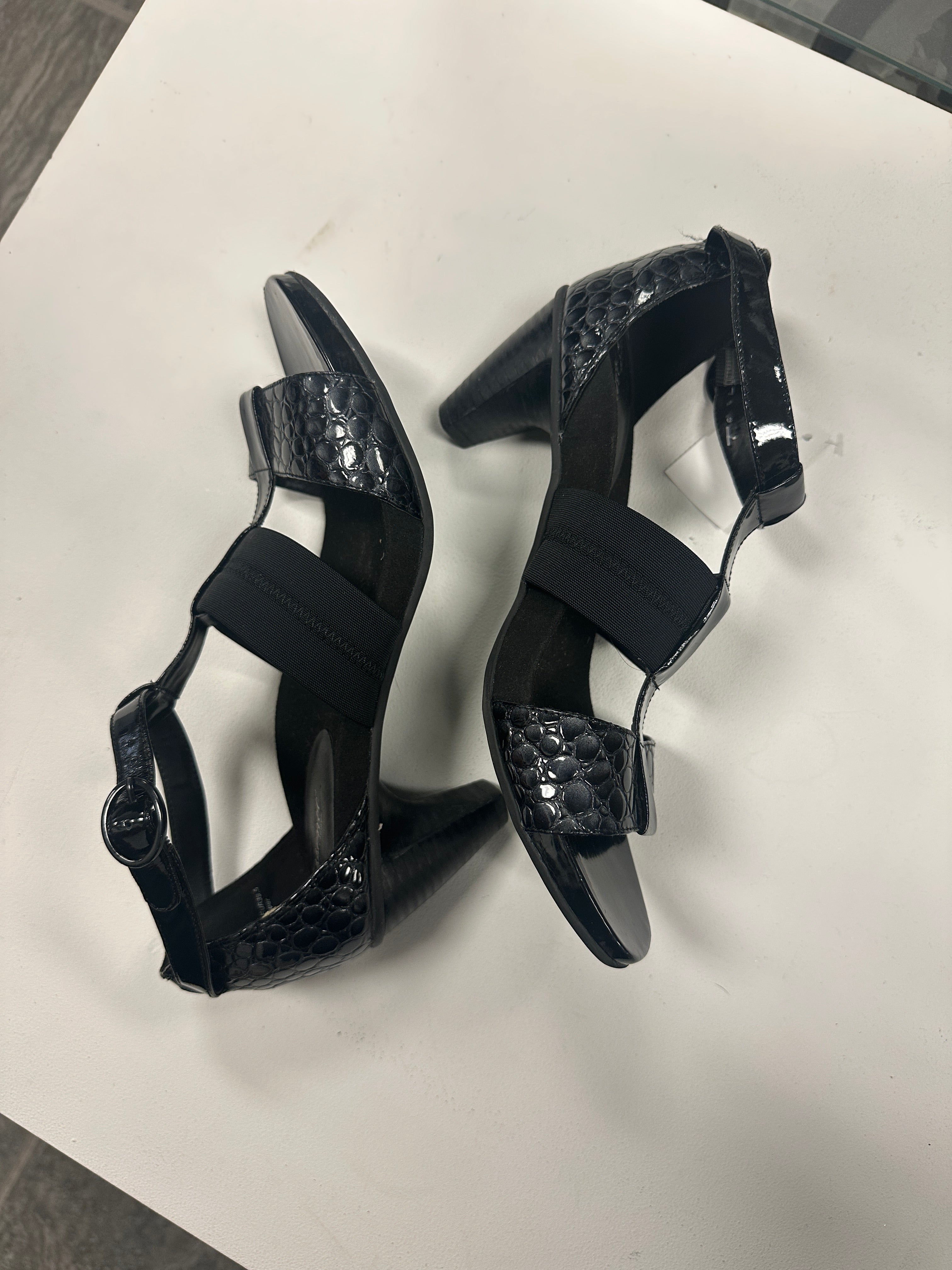 Essence  Black leather Snakeskin heels (8)