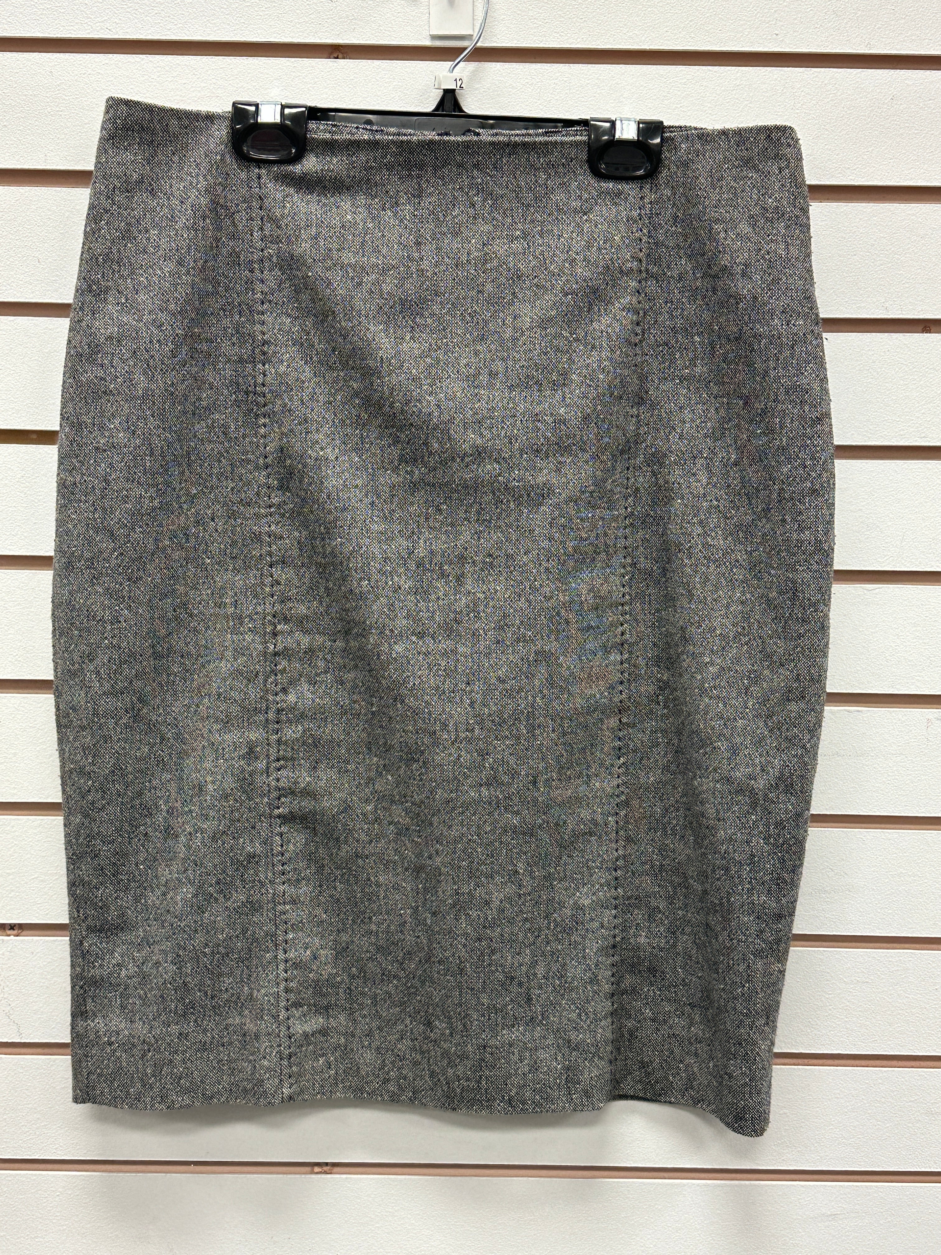 Le Chateau Grey pencil skirt (11/12)